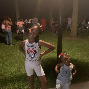 Meet your Posher, Ebony